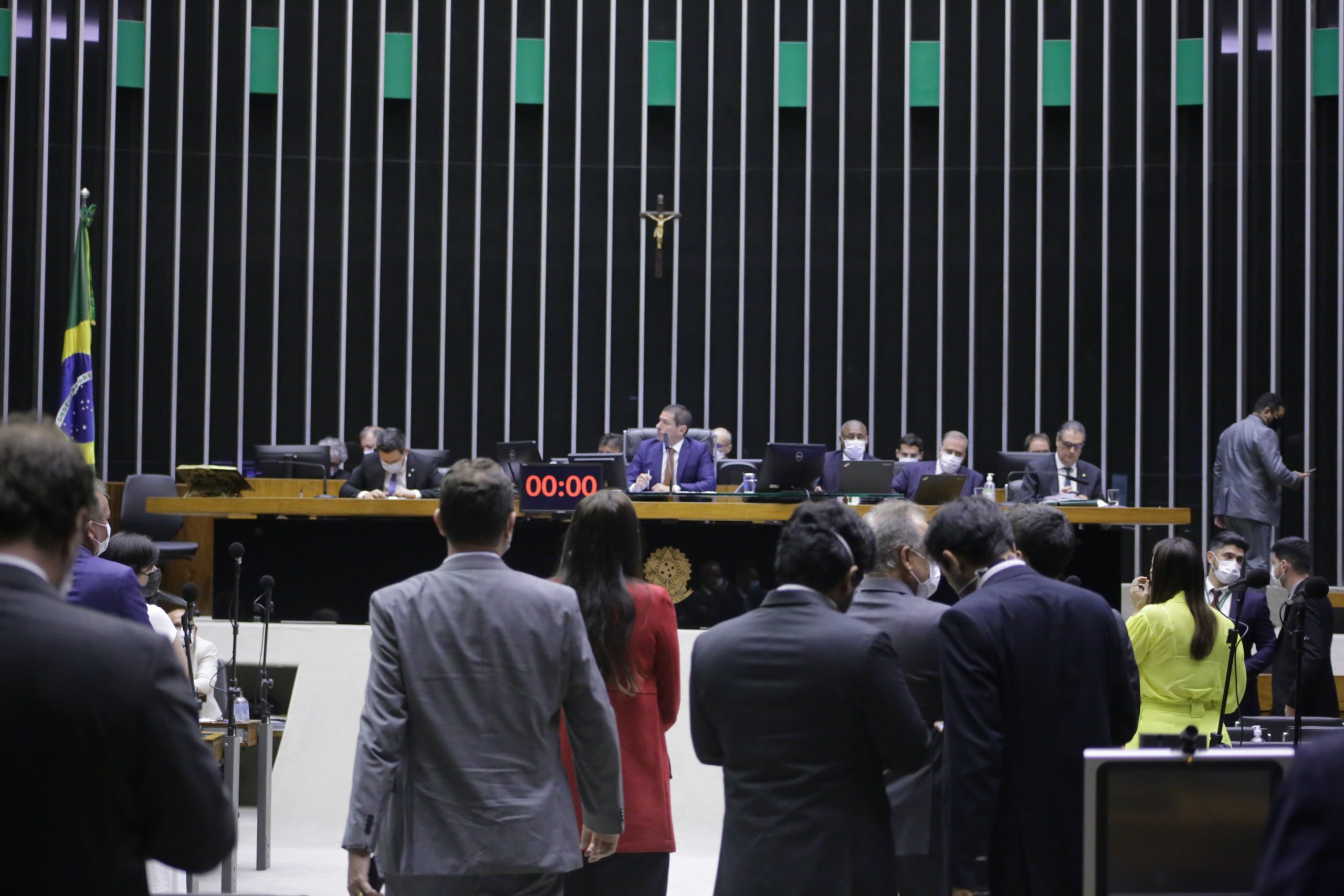 Câmara conclui votação de novas regras sobre trabalho de gestantes na pandemia Imagem referente a Câmara conclui votação de novas regras sobre trabalho de gestantes na pandemia