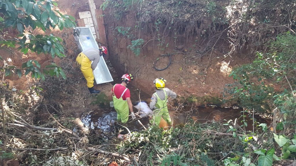 Corpo encontrado em córrego é de Juarez Fierlbeck, segundo Corpo de Bombeiros