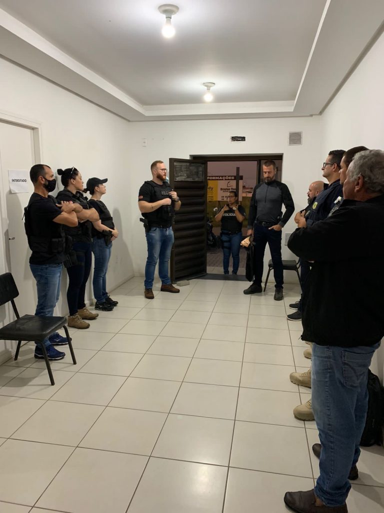 Polícia Civil cumpre mandado de busca em investigação de atropelamento com morte na BR-101