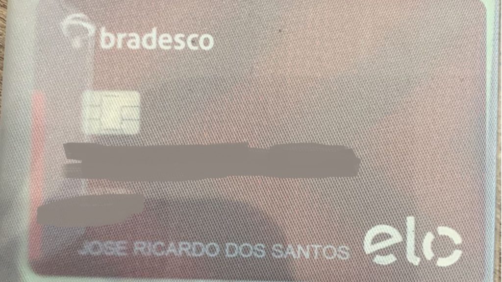 Cartão e documentos em nome de José Ricardo dos Santos foram encontrados