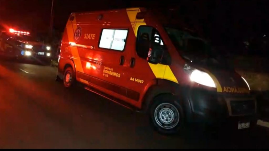 Menor de idade é ferido por arma branca