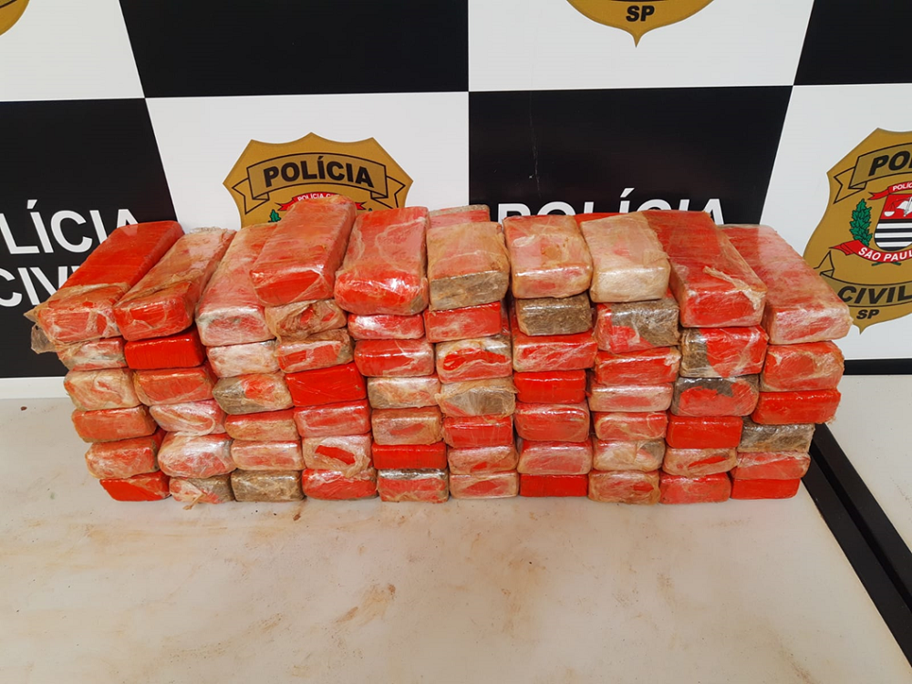 Homem é preso e 65 tijolos de maconha são apreendidos em Ribeirão Preto