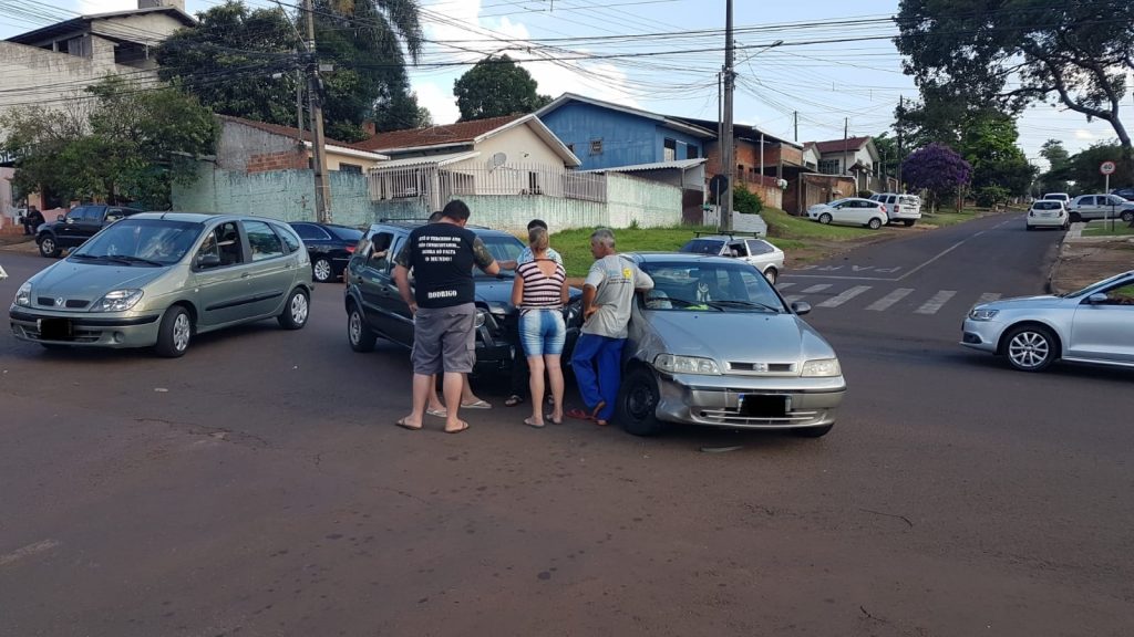 Colisão deixa três vítima feridas em Cascavel