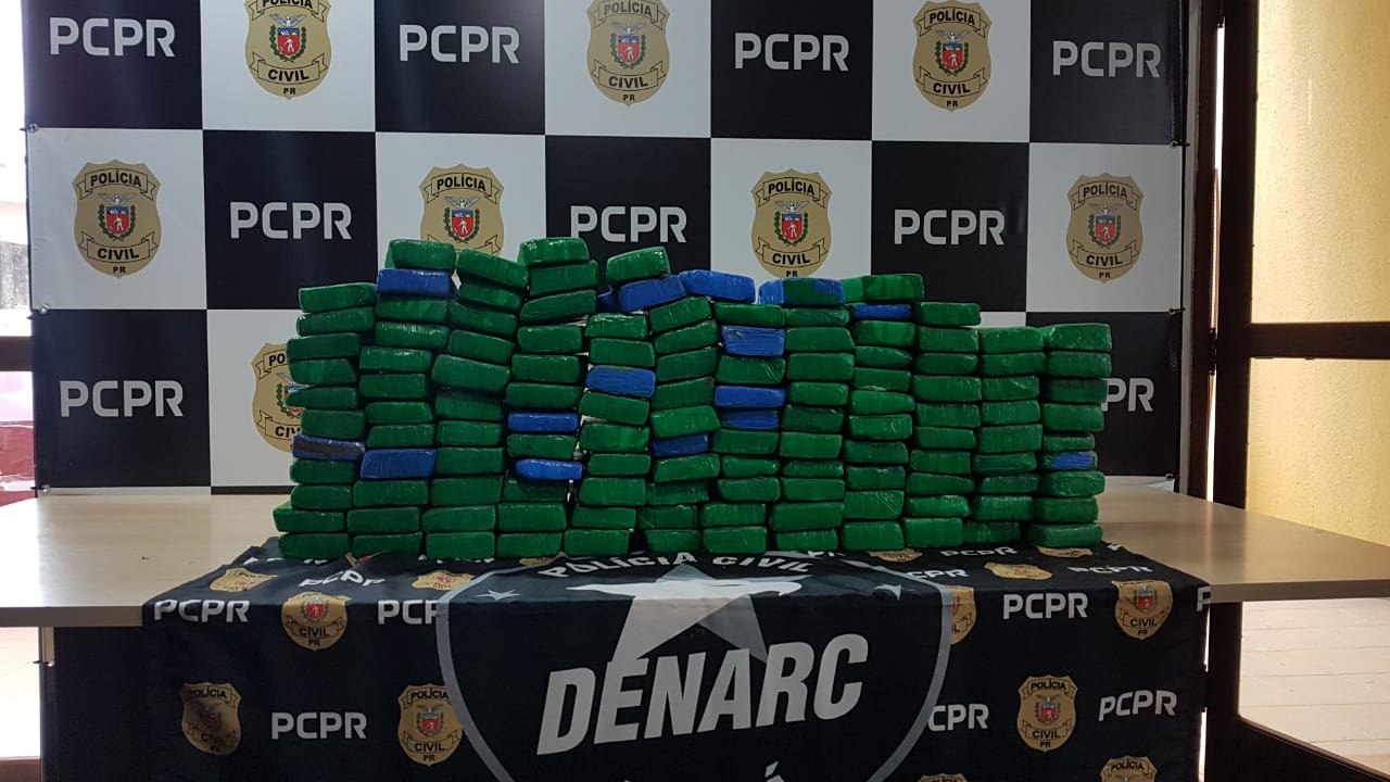 Casal é detido pela Denarc de Cascavel com 90 quilos de maconha