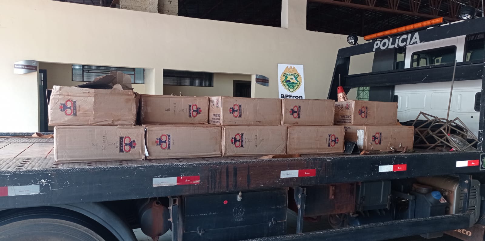 BPFron apreende cigarros contrabandeados em Guaíra