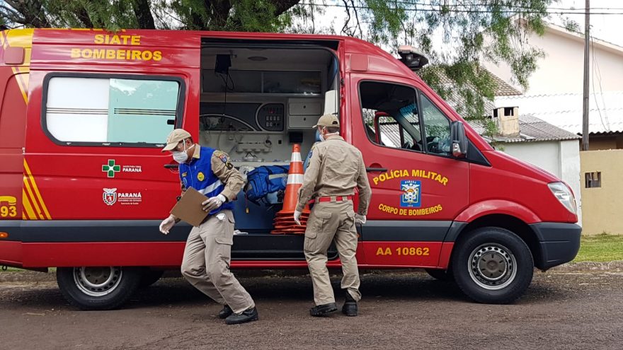 Idosa de 86 anos fica ferida ao sofrer queda na Rua Visconde de Guarapuava