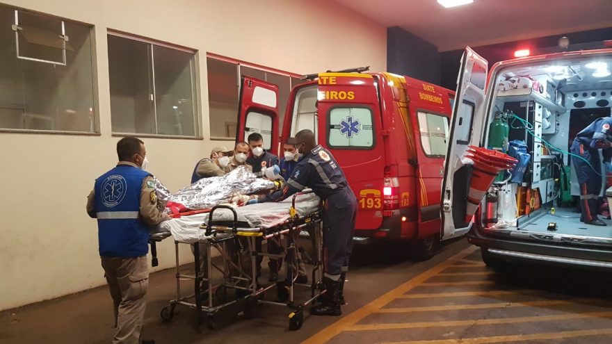 Vítimas de tiroteio dão entrada no Hospital Universitário