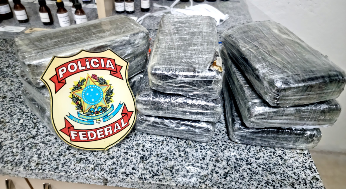 Polícia Federal realiza apreensão de quase 10 kg de cocaína no Aeroporto Internacional dos Guararapes