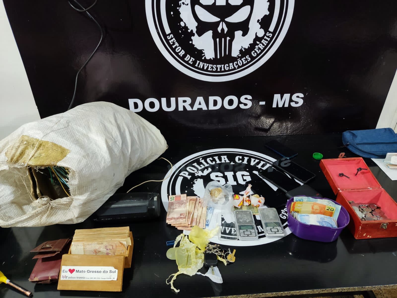 Policiais civis prendem suspeito de tráfico em Dourados