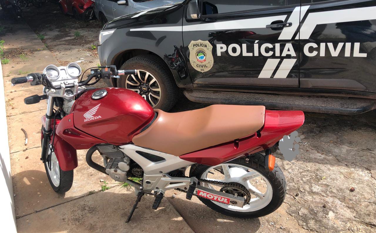 Polícia Civil apreende moto “clonada”, em Corumbá