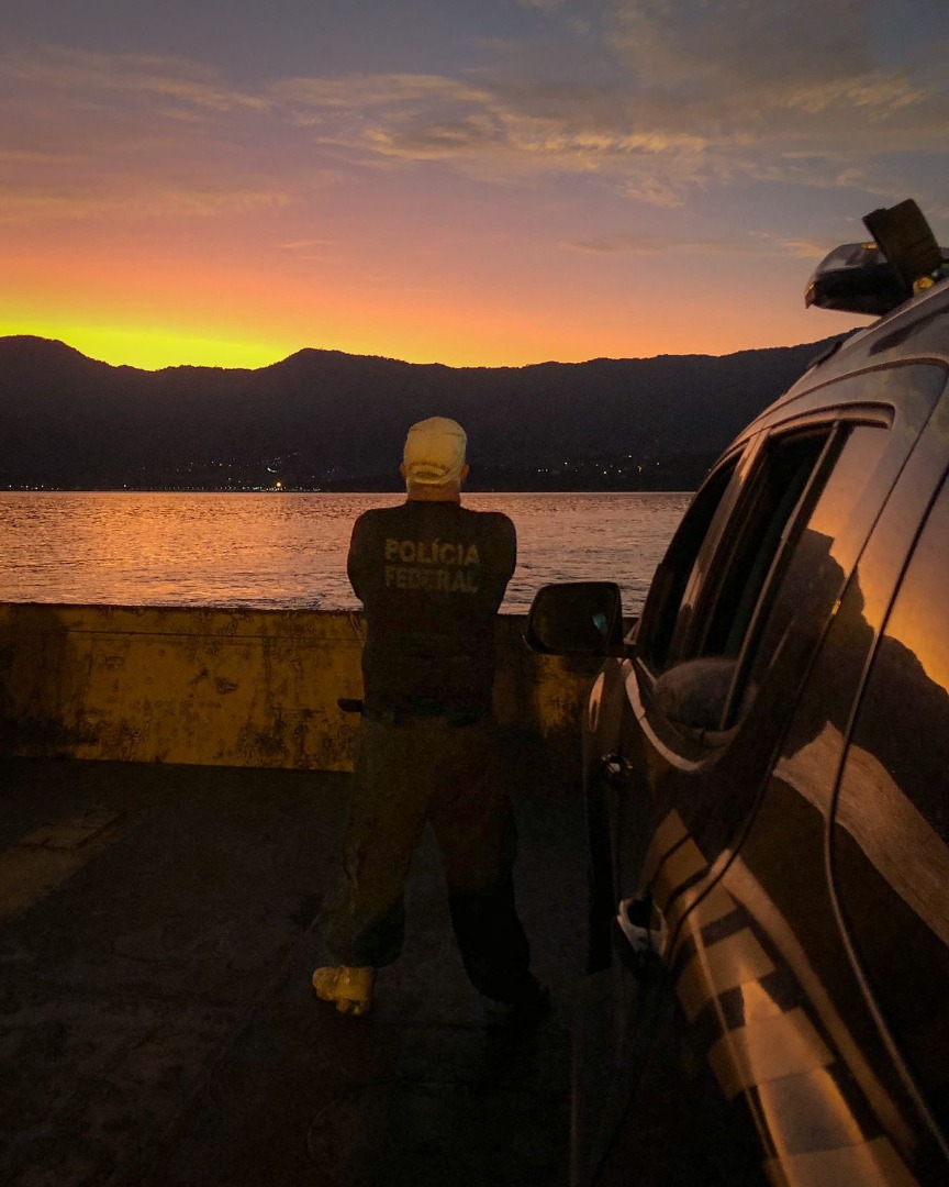 PF investiga pesca clandestina e proibida no Refúgio da Vida Silvestre do Arquipélago de Alcatrazes