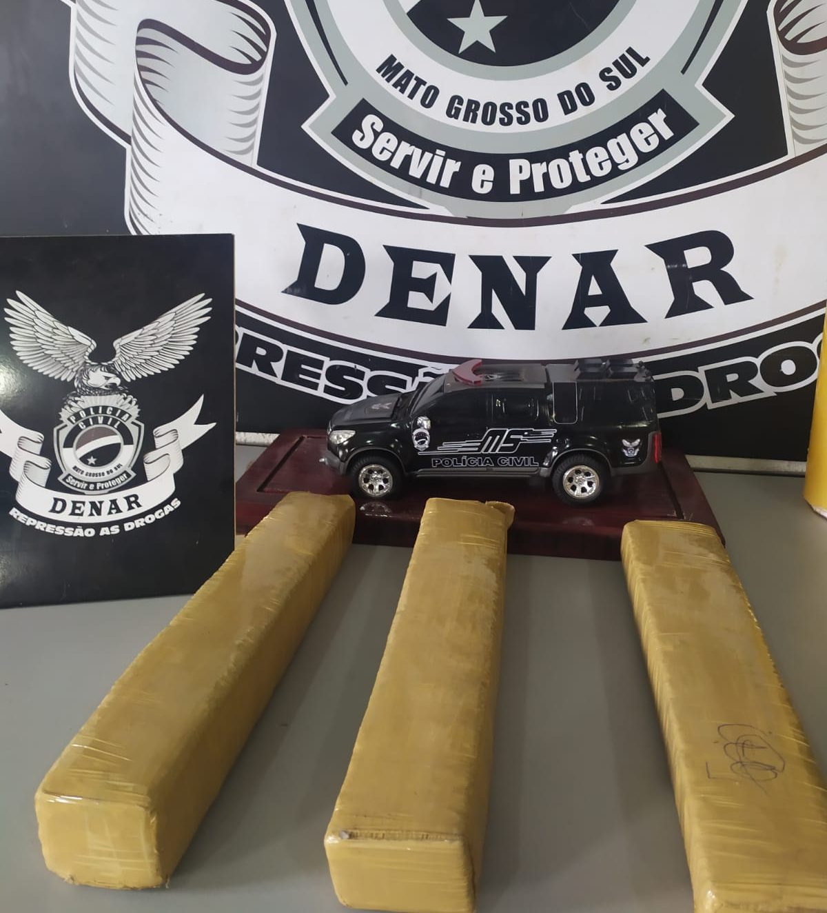 Polícia Civil prende envolvidos com o tráfico de drogas, no Jardim Montevidéu