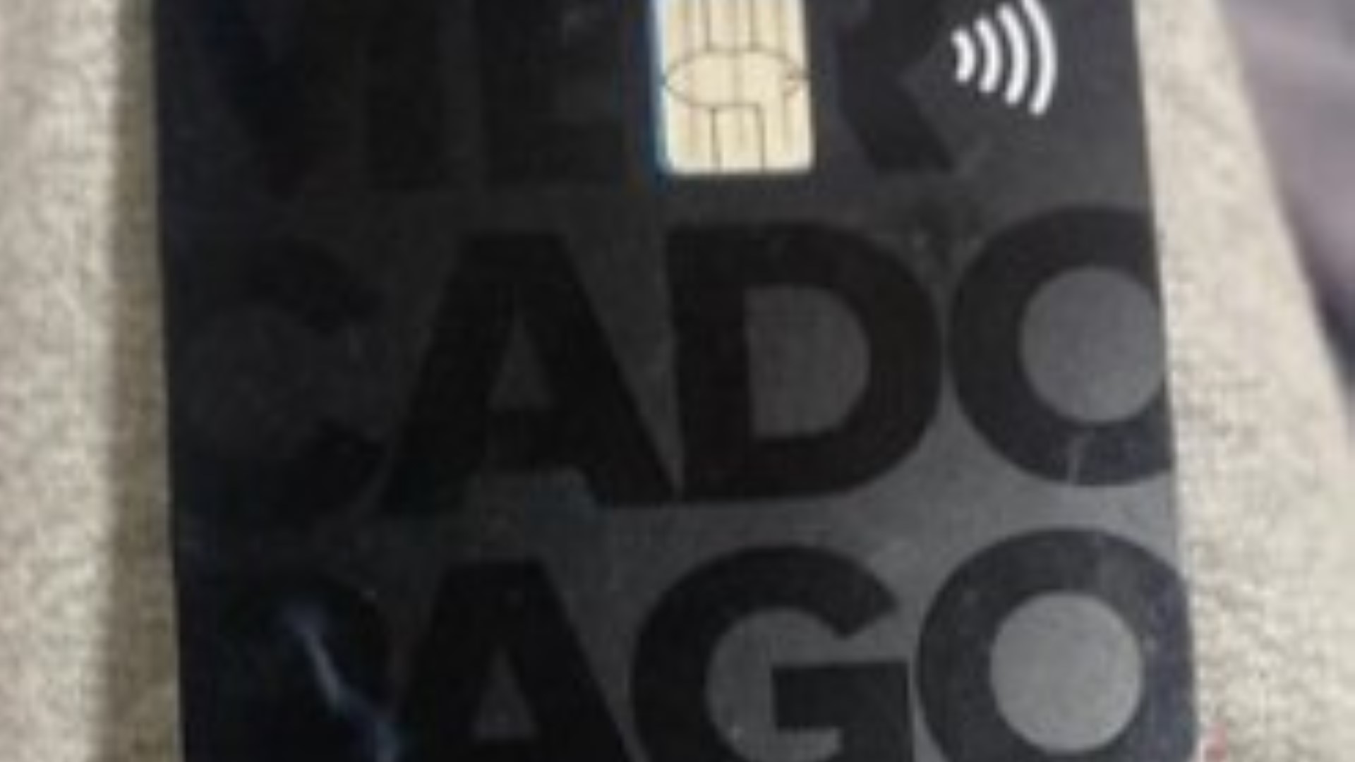Cartão do Mercado Pago preto sem nome foi encontrado