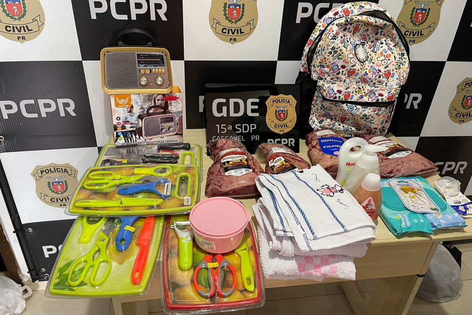 PCPR prende em flagrante mulher por furto e apreende itens em Cascavel