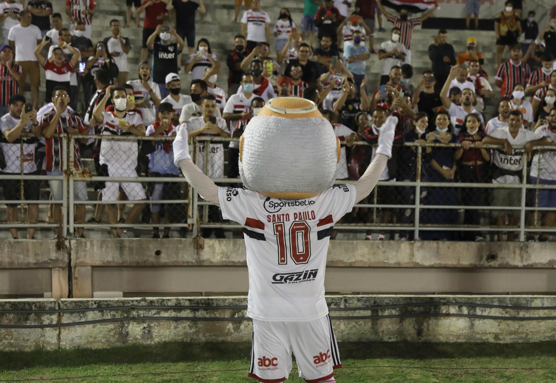 Rafinha: “A torcida deu show em Campina Grande”