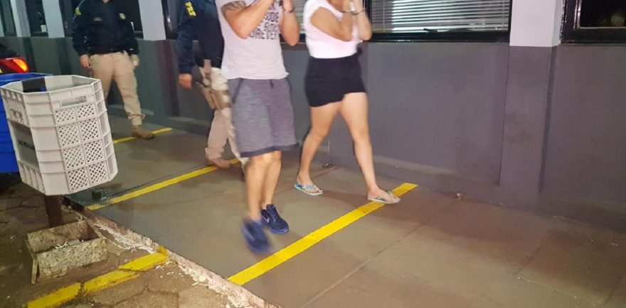 Casal transportando 79 Kg de maconha é preso pela PRF na BR-277