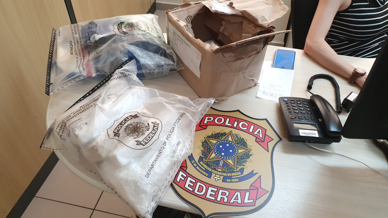 PF prende homem quando recebia cocaína via Correios em Parnamirim