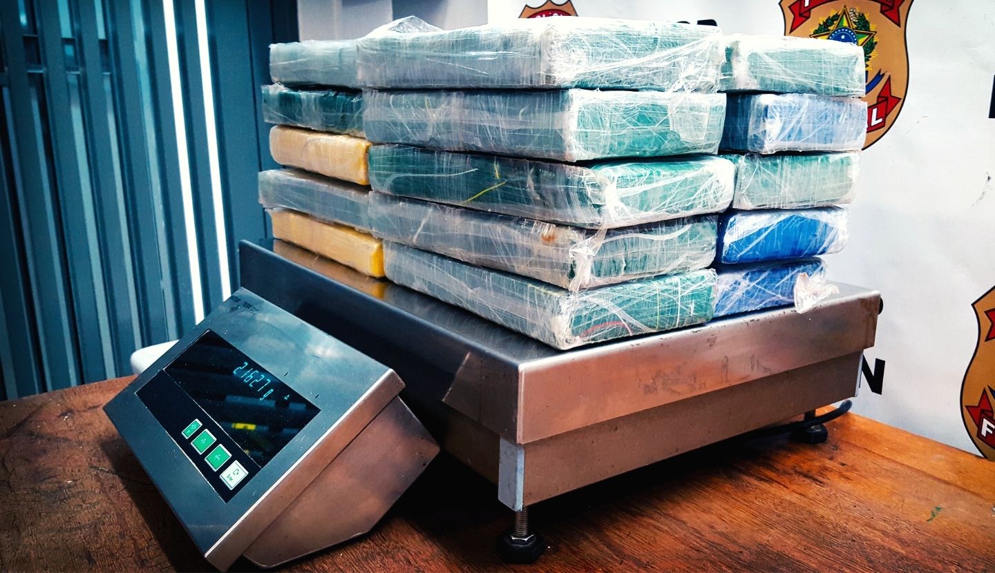 PF, BPFRON e BOPE apreendem mais de 2 toneladas de droga em Entre Rios do Oeste-PR