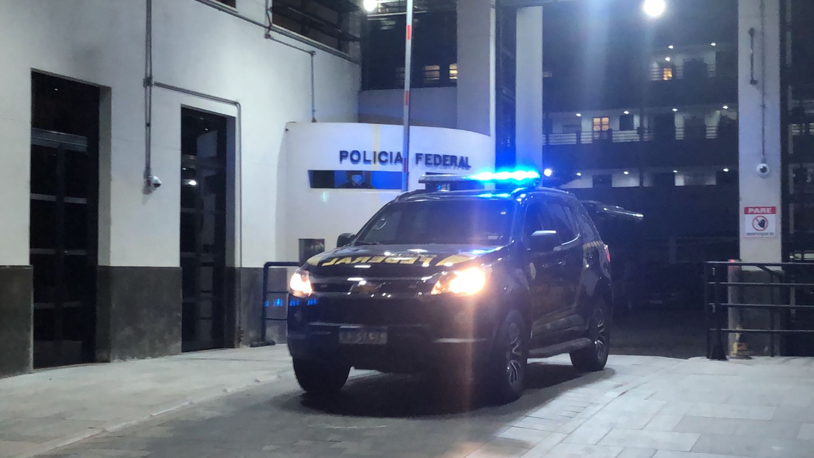 PF prende romenas por tráfico de pessoas para fins de exploração sexual