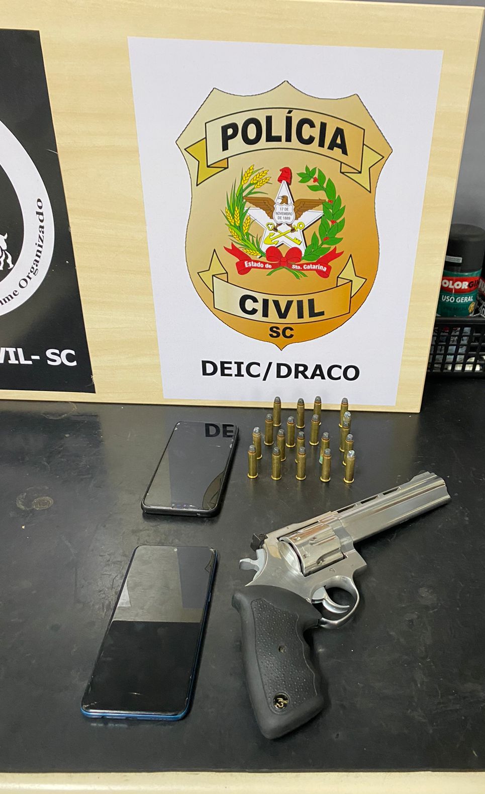Polícia Civil deflagra operação em combate ao crime organizado na Grande Florianópolis