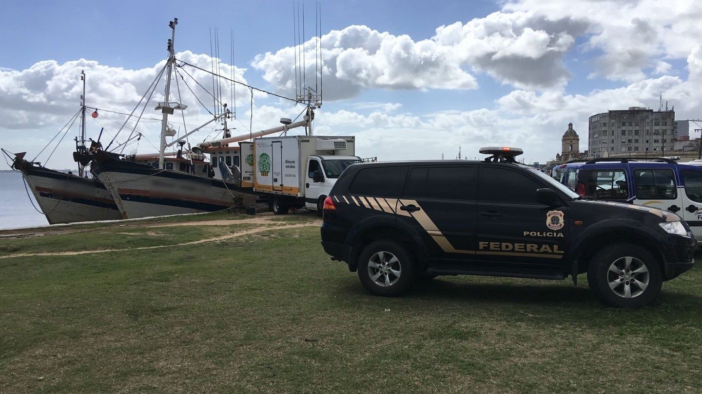 Polícia Federal apreende 14 toneladas de pescados na costa do Rio Grande do Sul em ações de fiscalização