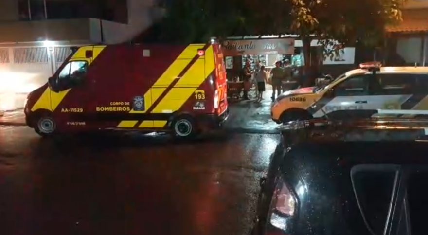 Dois homens são baleados no Bairro Santa Cruz