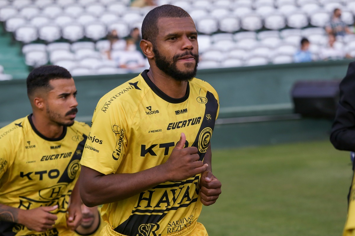 Cascavel enfrenta o Maringá em busca da primeira vitória fora de casa
