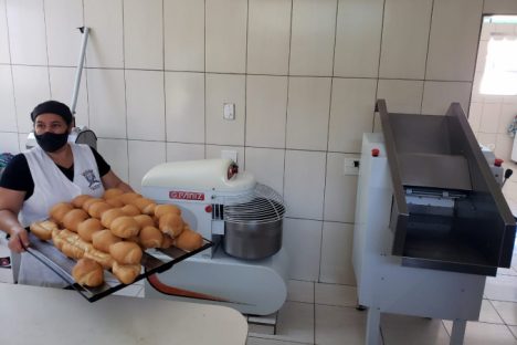 Panificadora social no Noroeste recebe equipamentos e amplia produção Imagem referente a Panificadora social no Noroeste recebe equipamentos e amplia produção