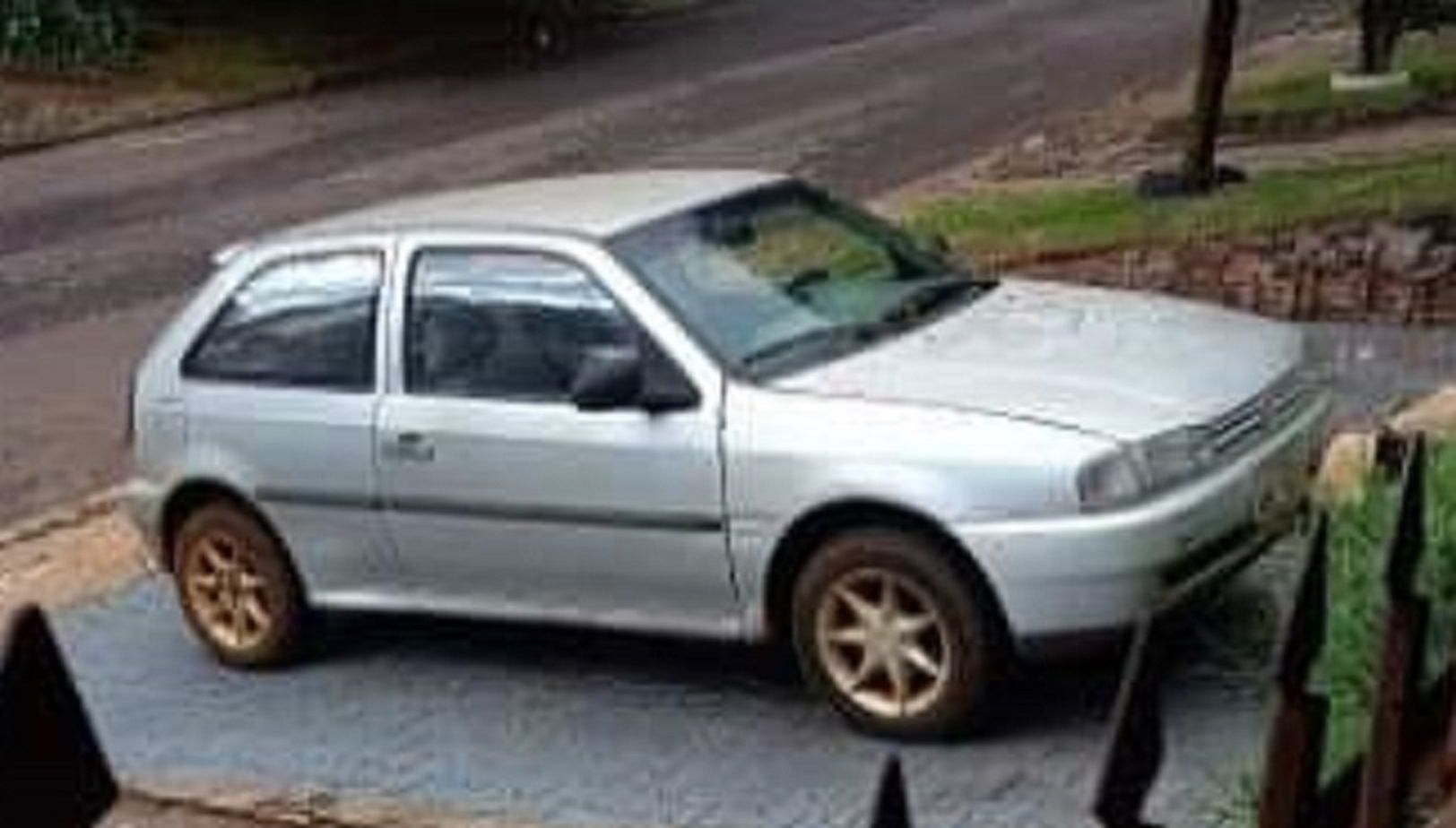 Veículo Gol é furtado em Cascavel; placa do carro é AGR-7026