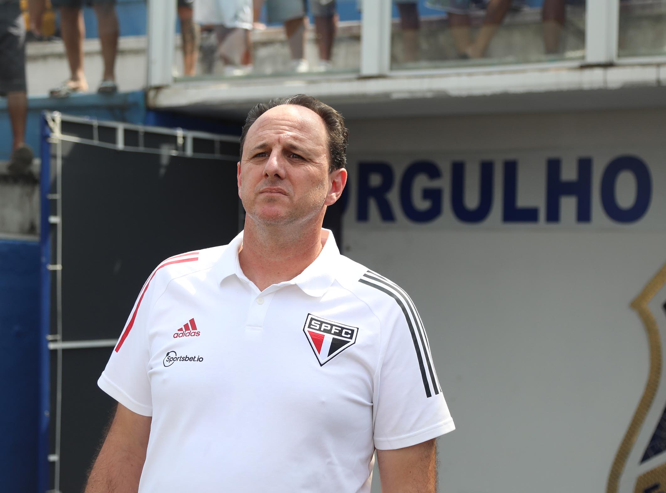 Entrevista coletiva na Arena Inamar: Rogério Ceni