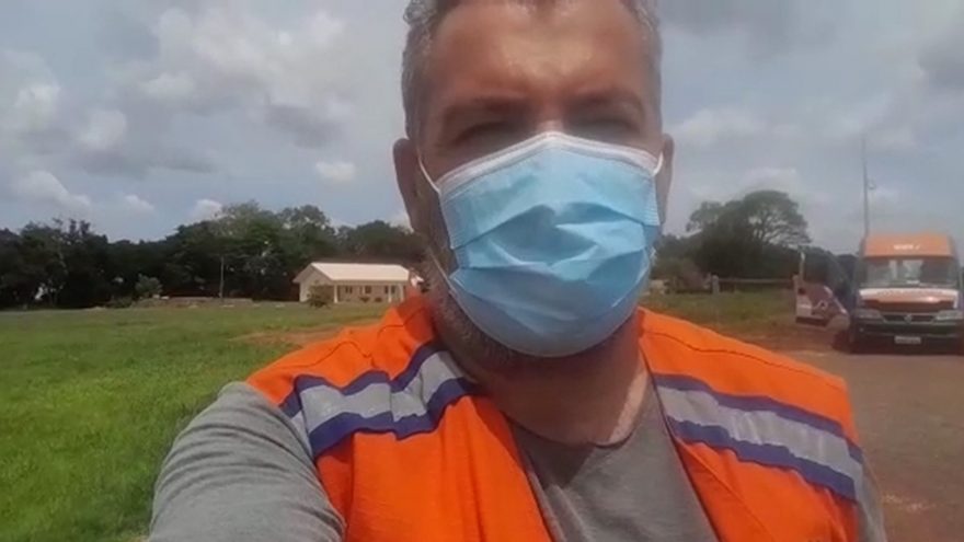 Defesa Civil de Cascavel aproveita feriado para realizar mutirão de retirada de abelhas