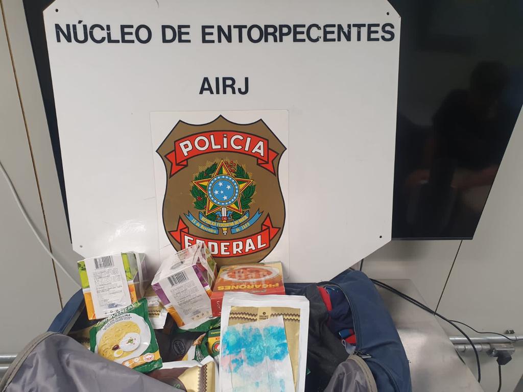 Polícia Federal prende espanhol com 10 kg de cocaína no aeroporto do Galeão/RJ