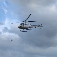 Imagem referente a Vítima de grave acidente em Guaraniaçu é trazida de helicóptero até o Hospital Universitário