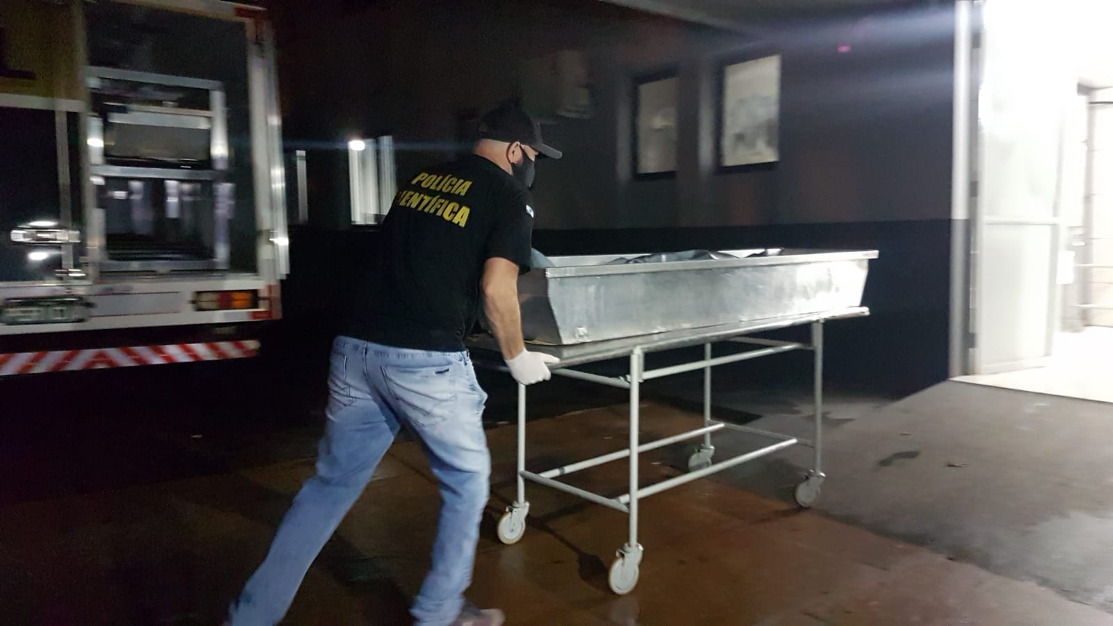 Vítima de acidente na BR-277 chega ao IML de Cascavel