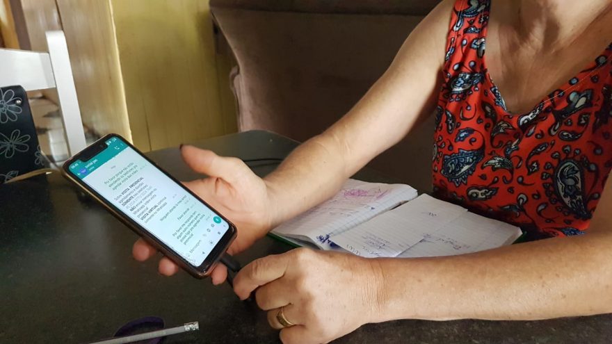 Telefones para agendamento de visitas na PEC não funcionam e familiares ficam revoltados