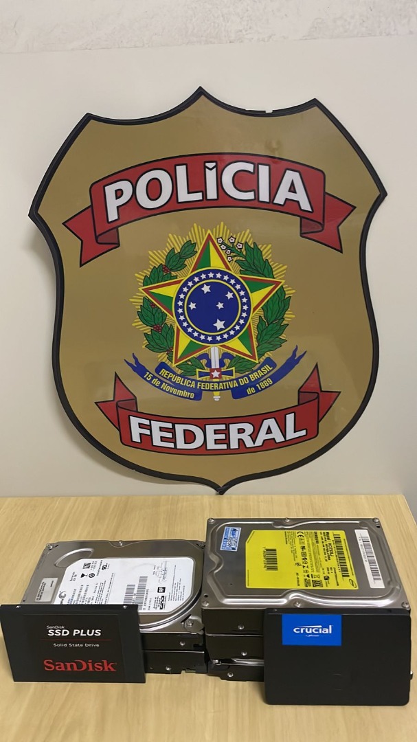 PF investiga suspeito de armazenar e compartilhar imagens pornográficas de crianças e adolescentes na internet