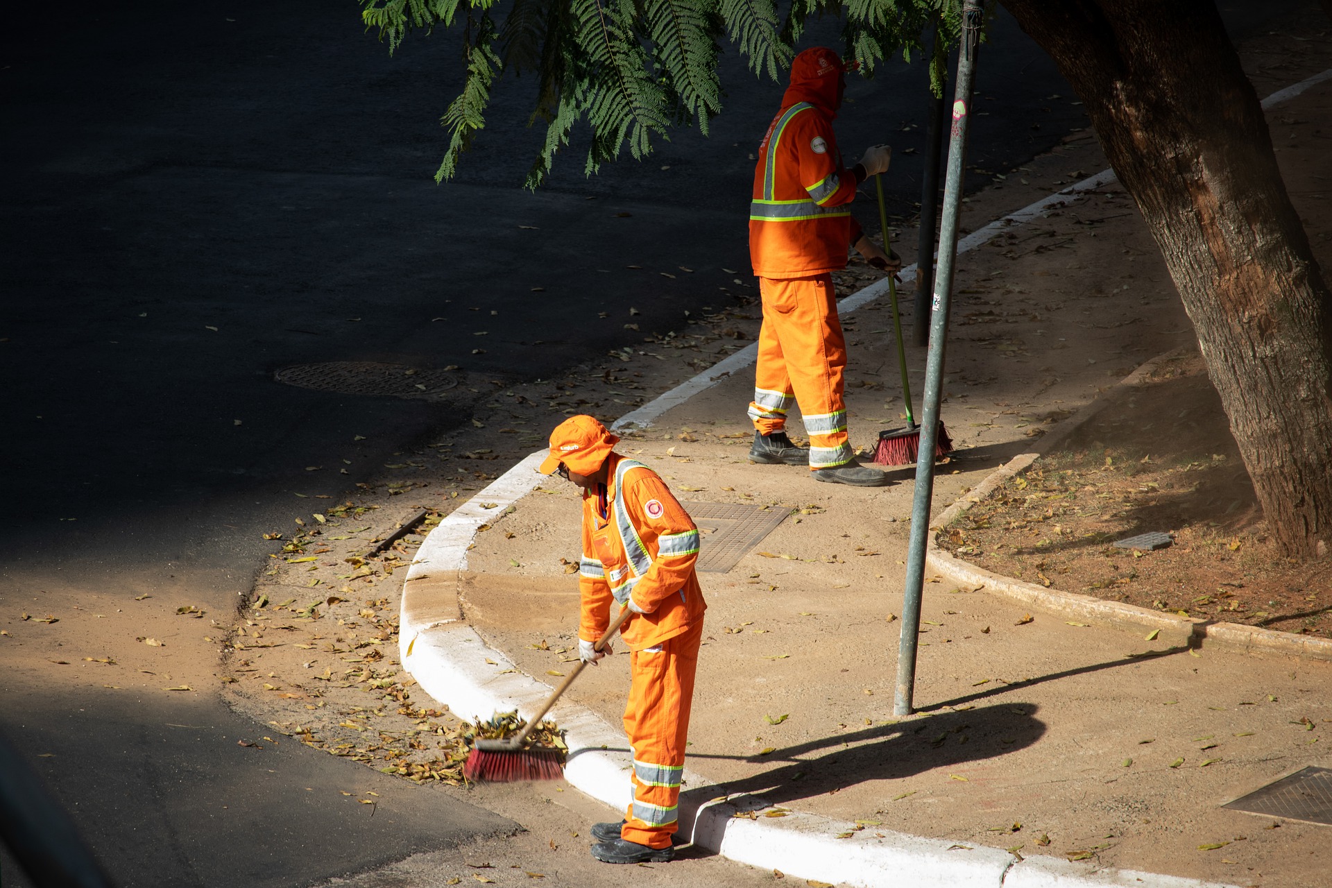 Gari morre atropelada por carro logo após terminar serviço