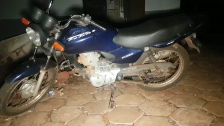 Moto furtada na Av. Carlos Gomes é recuperada