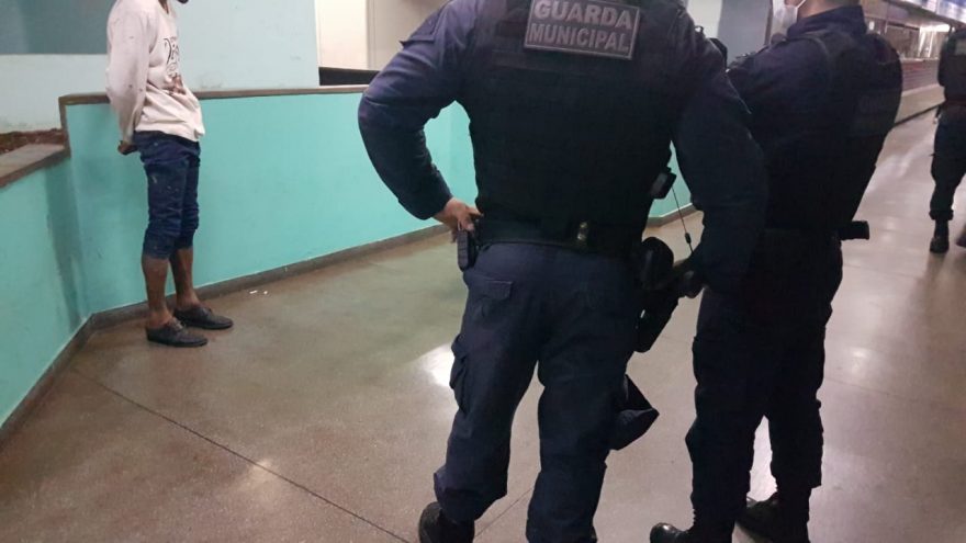 Casal é agredido por moradores de rua nas proximidades da Rodoviária e Guarda Municipal é acionada