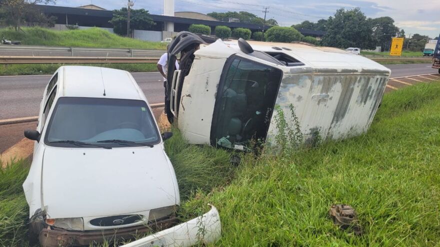 Câmera flagra acidente na BR 369 em Apucarana; veja
