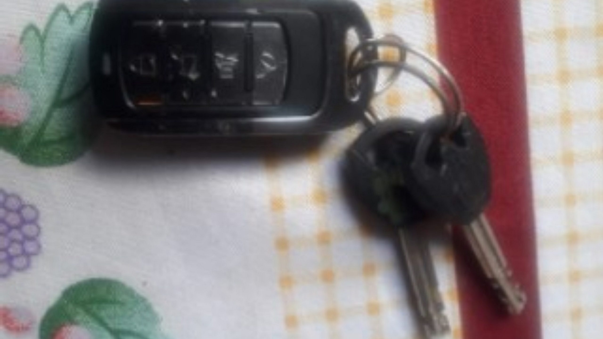Chave de veículo é encontrada no Bairro Neva Chave de veículo é encontrada no Bairro Neva