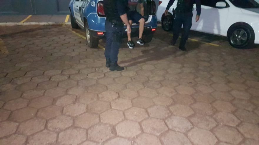 Homem é preso pela GM no Bairro Neva após ameaçar matar amásia e enteado de 10 anos