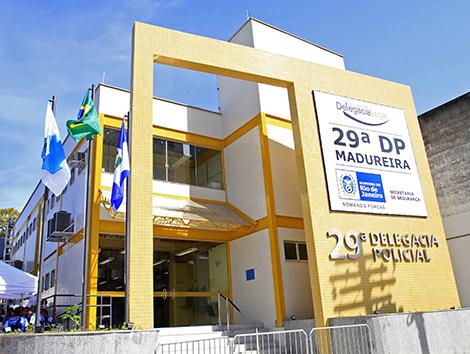 Estelionatária que aplicava golpe do falso aluguel é presa em Santa Cruz