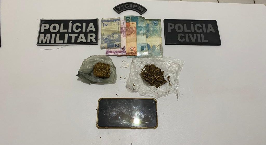 Ação conjunta da Polícia Civil e Polícia Militar fecha boca de fumo em Santa Rita do Pardo