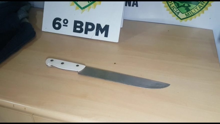 Homem que tentou usou facão para realizar assalto em frutaria é detido pela Polícia Militar