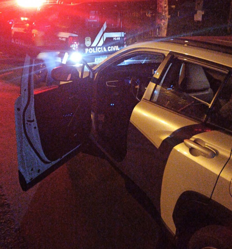 Homem é preso tentando atravessar um carro locado para a Bolívia