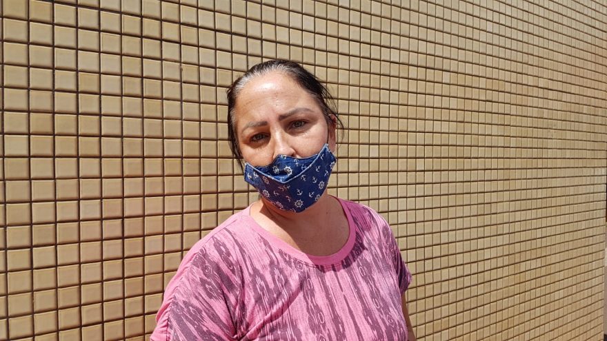 “Tem mãe com nenezinho de colo morrendo de fome e não se agilizam com nada”, diz revoltada mulher após demora na UPA Tancredo
