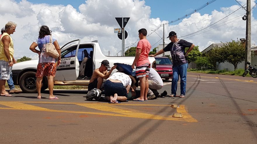 Motociclista fica ferido após sofrer colisão com utilitário no Bairro Floresta