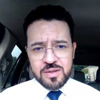 Imagem referente a Advogado afirma que repetição provocou erro na aplicação da vacina contra a Covid-19