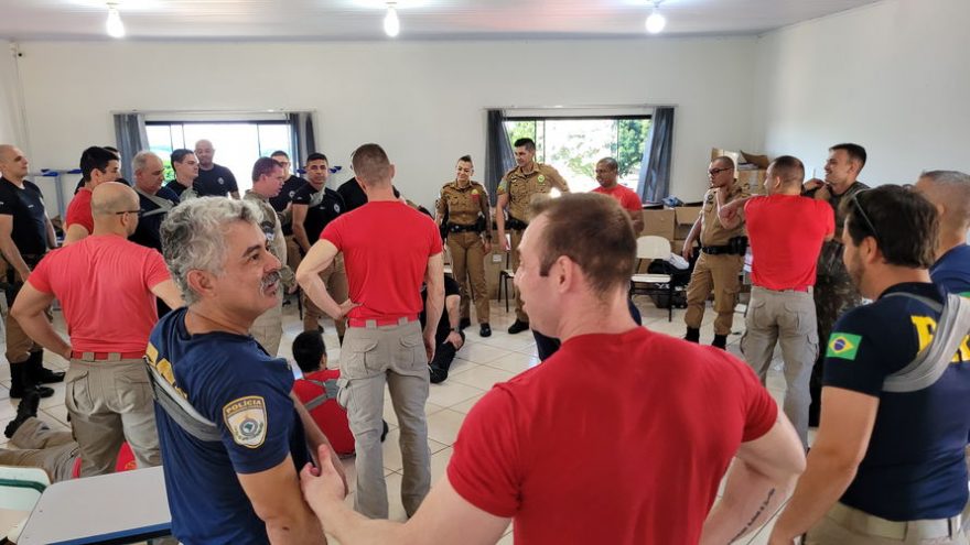 Agentes de segurança pública participam de capacitação; VEJA